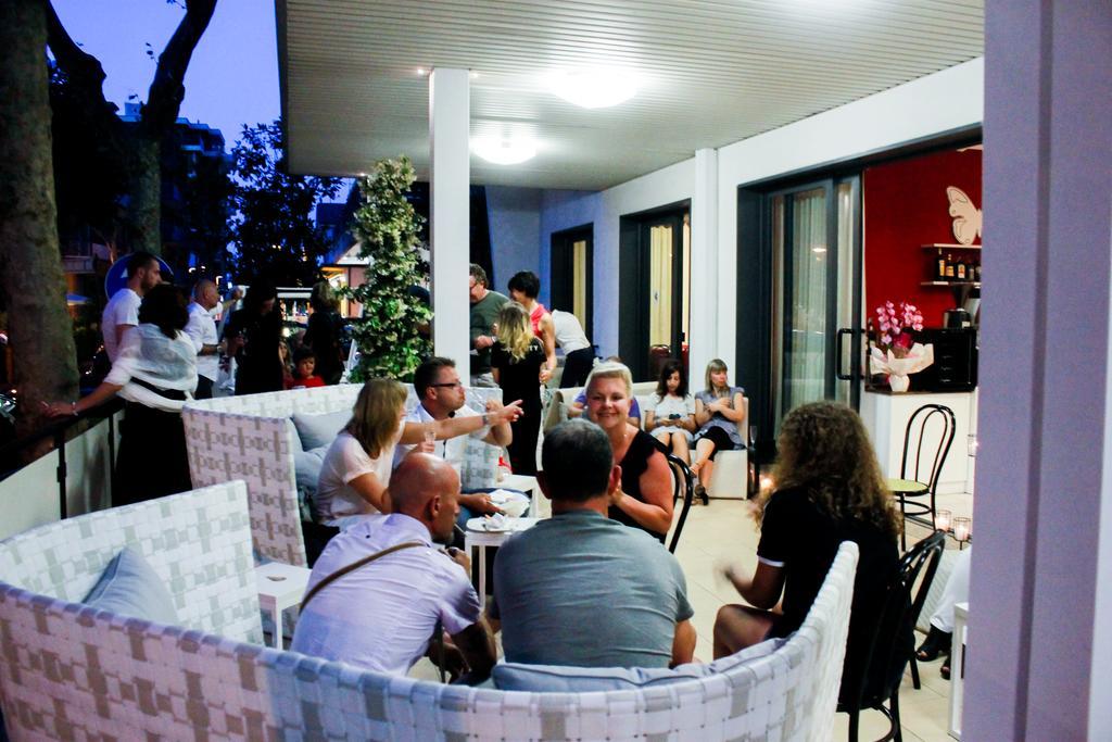 Altro Hotel Μπελάρια-Ιτζέα Μαρίνα Εξωτερικό φωτογραφία