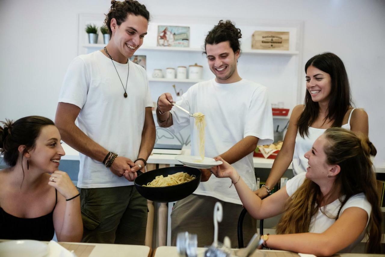Altro Hotel Μπελάρια-Ιτζέα Μαρίνα Εξωτερικό φωτογραφία